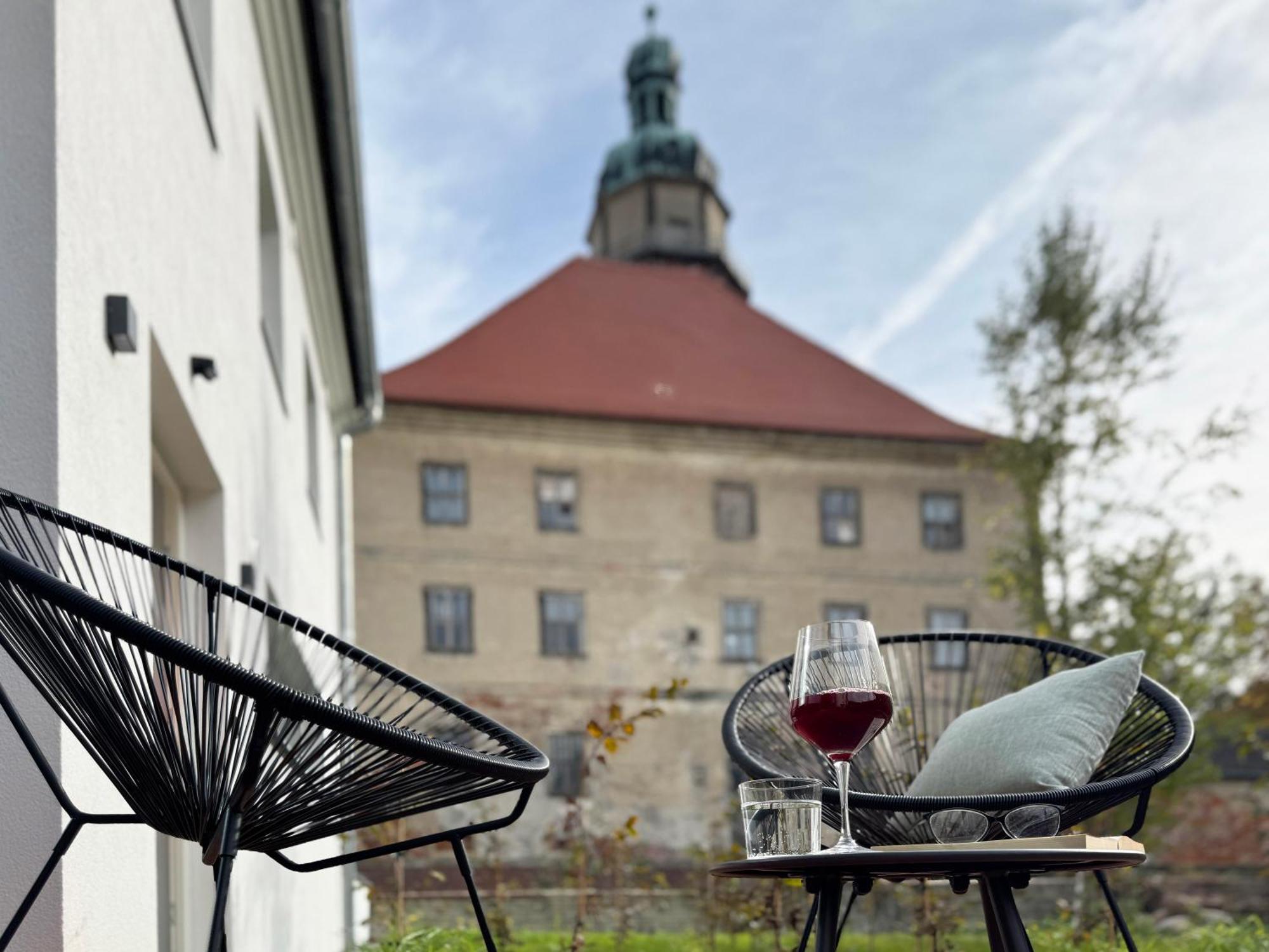 Resort "Schloss Reinharz" 바트 슈미데베르크 외부 사진